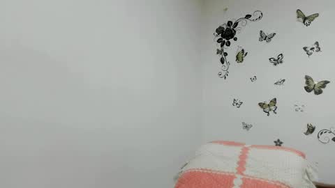 jenniferloveyou online show from May 19, 2026, 5:08 pm
