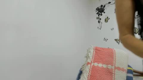 jenniferloveyou online show from May 20, 2026, 4:57 pm