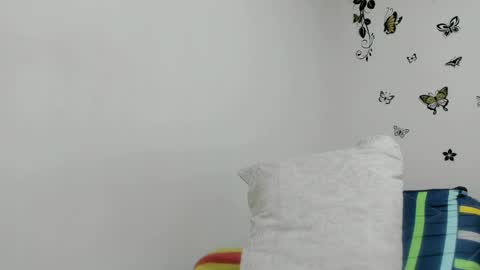 jenniferloveyou online show from June 9, 2026, 1:39 am