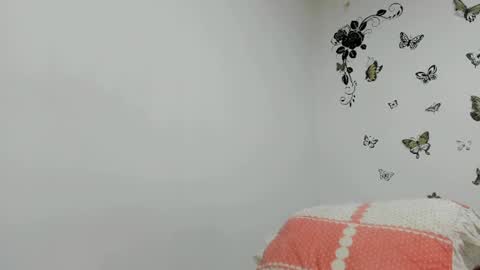 jenniferloveyou online show from June 17, 2026, 5:03 pm