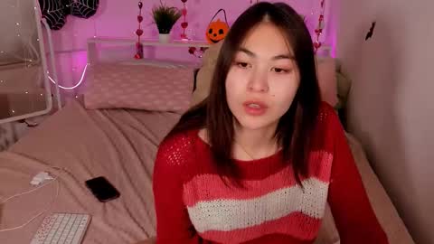 Jenni online show from October 26, 2025, 1:39 pm