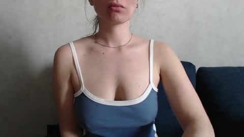 Jenny online show from May 5, 2026, 8:33 am