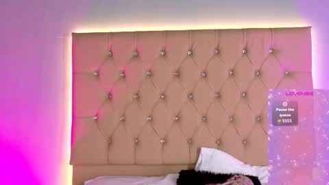 jenny__lawrence online show from March 8, 2026, 9:13 am