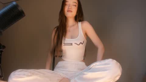 Snapshot of jenny__lii chatting on February 13, 2025, 2:09 pm call me Jenny online show from February 13, 2025, 2:09 pm