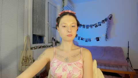 Jennifer Jenny Darling   online show from January 11, 2025, 8:32 pm