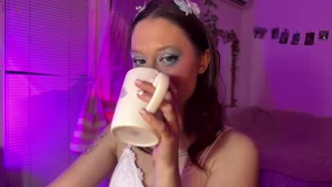Jennifer Jenny Darling   online show from June 20, 2026, 7:05 pm