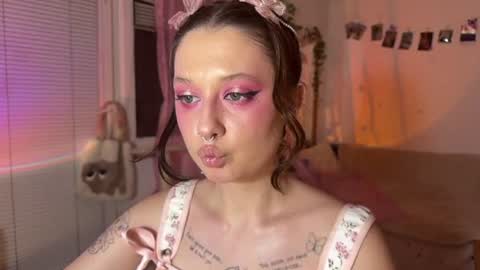 Jennifer Jenny Darling   online show from July 7, 2026, 7:07 pm