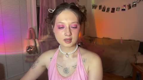 Jennifer Jenny Darling   online show from July 19, 2026, 7:06 pm