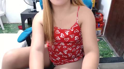 Snapshot of jenny_fromphil chatting on February 19, 2025, 1:51 am Jenny online show from February 19, 2025, 1:51 am