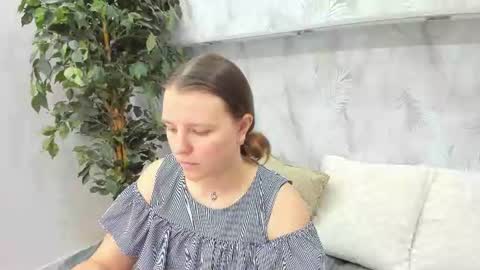Jenny online show from June 16, 2026, 9:23 am