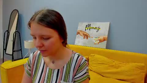 Jenny online show from June 25, 2026, 9:25 am