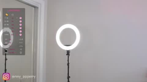 Snapshot of jenny_perry chatting on October 3, 2025, 10:29 pm Jenny Instagram jenny ppperry NEXT LIVE TUESDAY online show from October 3, 2025, 10:29 pm