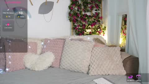 Snapshot of jenny_roberts96 chatting on January 30, 2025, 8:21 pm Jenny Roberts online show from January 30, 2025, 8:21 pm