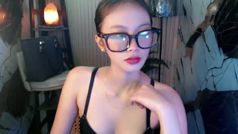 jenny_sweetgirlx online show from June 22, 2026, 4:53 am