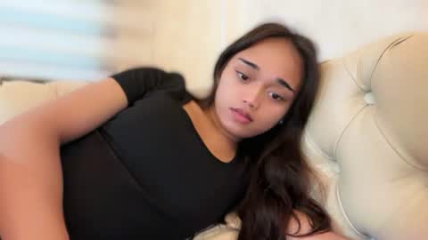 jenny_sweetgirlx online show from June 23, 2026, 9:57 pm
