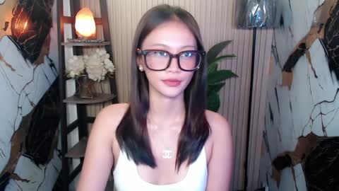 jenny_sweetgirlx online show from July 13, 2026, 4:59 am