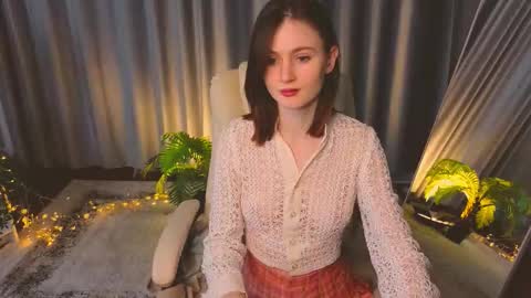 jennyfer_me online show from March 12, 2026, 12:22 pm