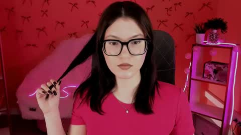 Snapshot of jennygibson chatting on April 23, 2026, 12:29 pm JENNY online show from April 23, 2026, 12:29 pm