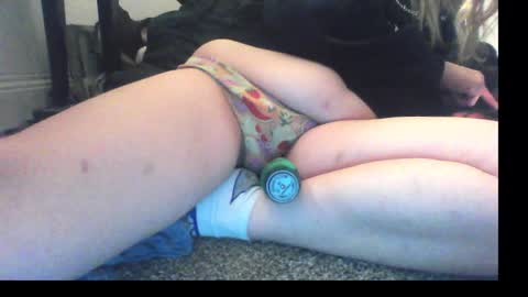 jennyisasquirter online show from October 25, 2025, 9:28 am