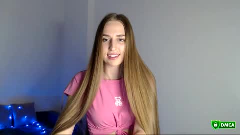 Snapshot of jennyjansen chatting on November 13, 2025, 1:54 pm The Flower Power Models online show from November 13, 2025, 1:54 pm