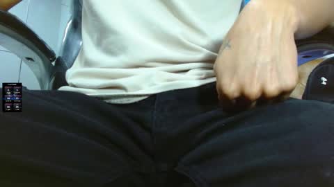  JEREMIAS  online show from October 28, 2025, 1:47 pm