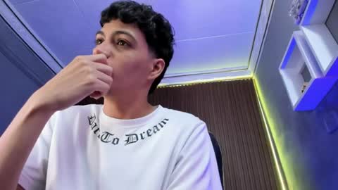 Snapshot of jeremias_1 chatting on April 29, 2026, 5:30 pm JEREMIAS online show from April 29, 2026, 5:30 pm