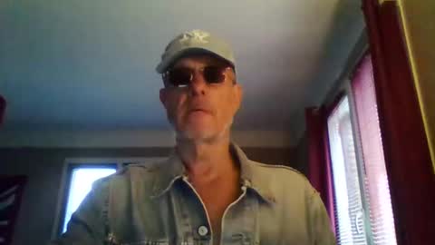 jerflor online show from November 24, 2025, 3:23 pm