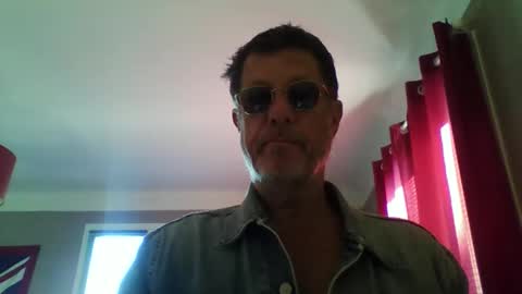 jerflor online show from February 21, 2026, 12:17 pm