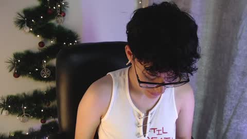 Snapshot of jero_harper1 chatting on December 15, 2024, 4:48 pm jero harper1 online show from December 15, 2024, 4:48 pm