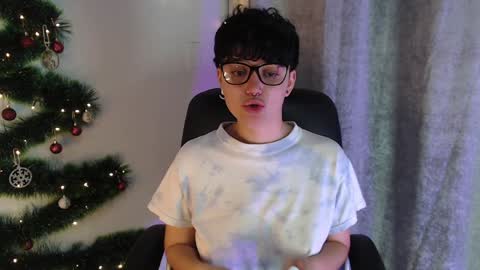 Snapshot of jero_harper1 chatting on December 18, 2024, 10:13 pm jero harper1 online show from December 18, 2024, 10:13 pm