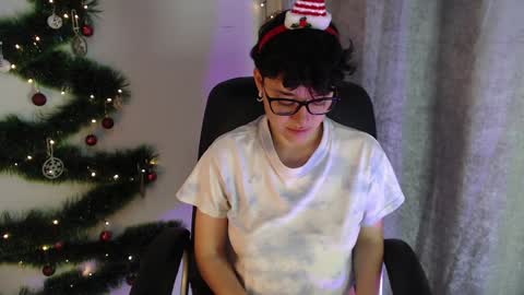 Snapshot of jero_harper1 chatting on December 25, 2024, 9:11 pm jero harper1 online show from December 25, 2024, 9:11 pm