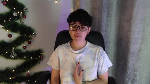 Snapshot of jero_harper1 chatting on December 26, 2024, 12:14 am jero harper1 online show from December 26, 2024, 12:14 am