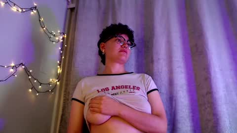 Snapshot of jero_harper1 chatting on February 12, 2025, 9:42 am jero harper1 online show from February 12, 2025, 9:42 am