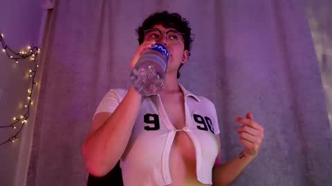 Snapshot of jero_harper1 chatting on March 7, 2025, 8:44 pm jero harper1 online show from March 7, 2025, 8:44 pm