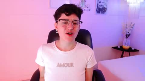 Snapshot of jero_harper1 chatting on October 6, 2025, 1:08 pm jero harper1 online show from October 6, 2025, 1:08 pm