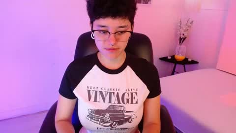 Snapshot of jero_harper1 chatting on October 28, 2025, 2:20 pm jero harper1 online show from October 28, 2025, 2:20 pm