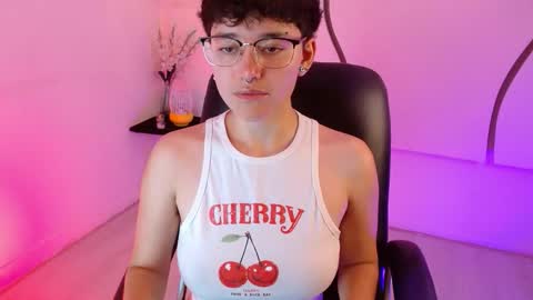 Snapshot of jero_harper1 chatting on December 5, 2025, 4:14 pm jero harper1 online show from December 5, 2025, 4:14 pm