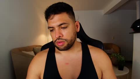 Snapshot of jerome3773 chatting on February 16, 2025, 5:59 am jerome3773 online show from February 16, 2025, 5:59 am