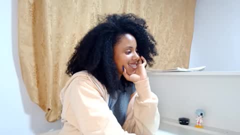 Snapshot of jerricavalladores chatting on February 23, 2026, 11:02 pm Bella online show from February 23, 2026, 11:02 pm