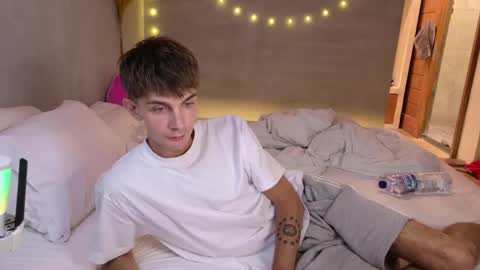 Snapshot of jerry_lucky chatting on April 13, 2026, 12:54 pm Jerry online show from April 13, 2026, 12:54 pm