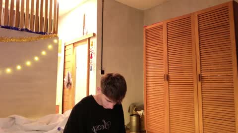 Snapshot of jerry_lucky chatting on April 16, 2026, 3:57 pm Jerry online show from April 16, 2026, 3:57 pm