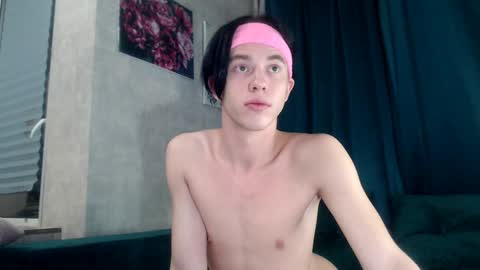 Snapshot of jerrybomb_ chatting on December 4, 2024, 5:05 am Jerrybomb online show from December 4, 2024, 5:05 am