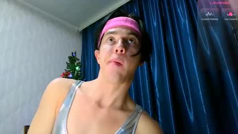 Snapshot of jerrybomb_ chatting on December 18, 2024, 10:02 pm Jerrybomb online show from December 18, 2024, 10:02 pm