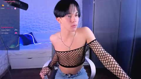 Snapshot of jerrybomb_ chatting on November 28, 2025, 6:05 am Jerrybomb online show from November 28, 2025, 6:05 am