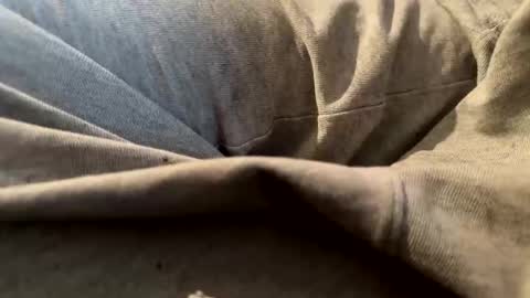 Jeremys room chill and puff one enjoy online show from April 27, 2026, 6:50 pm