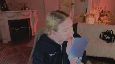 jes_solar online show from March 5, 2026, 10:39 pm