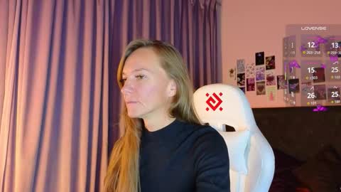 jesica_moon_peachy online show from September 26, 2025, 1:31 am