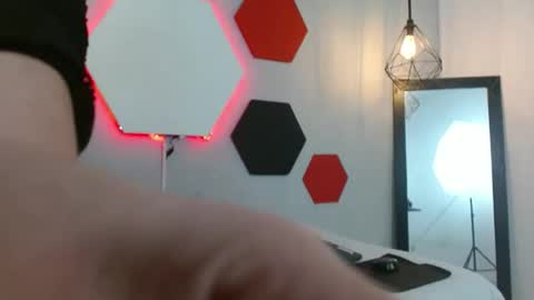 sofi online show from February 13, 2025, 8:48 am