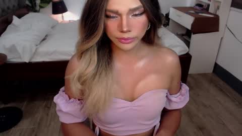jesie_hot69 online show from July 15, 2026, 4:51 am