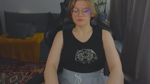  JessieVibes online show from October 15, 2025, 1:00 pm